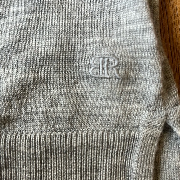 Banana Republic V Neck Gray 100% Wool Sweater Women’s Sz‎ M Lightweight - Picture 5 of 9